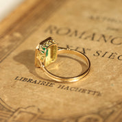 Bague Art Déco émeraude et diamants style vintage 4