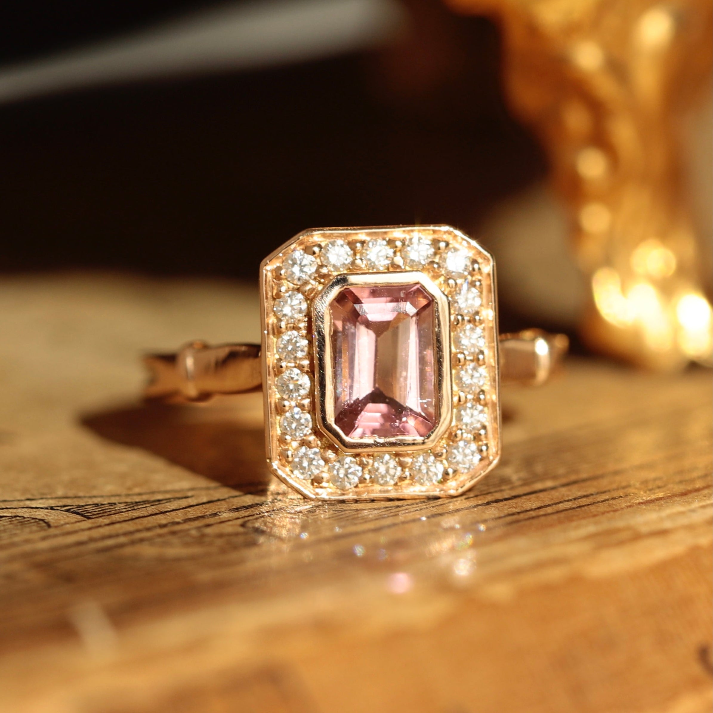 Bague Plaqué Or Blanc Avec Topaze Rose Et Opale De Feu - Pierres 7x6mm, Neuf Sans Boîte