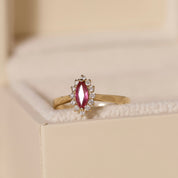 Bague marquise or 18 carats rubis diamants songe