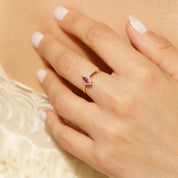 Bague marquise rubis diamants