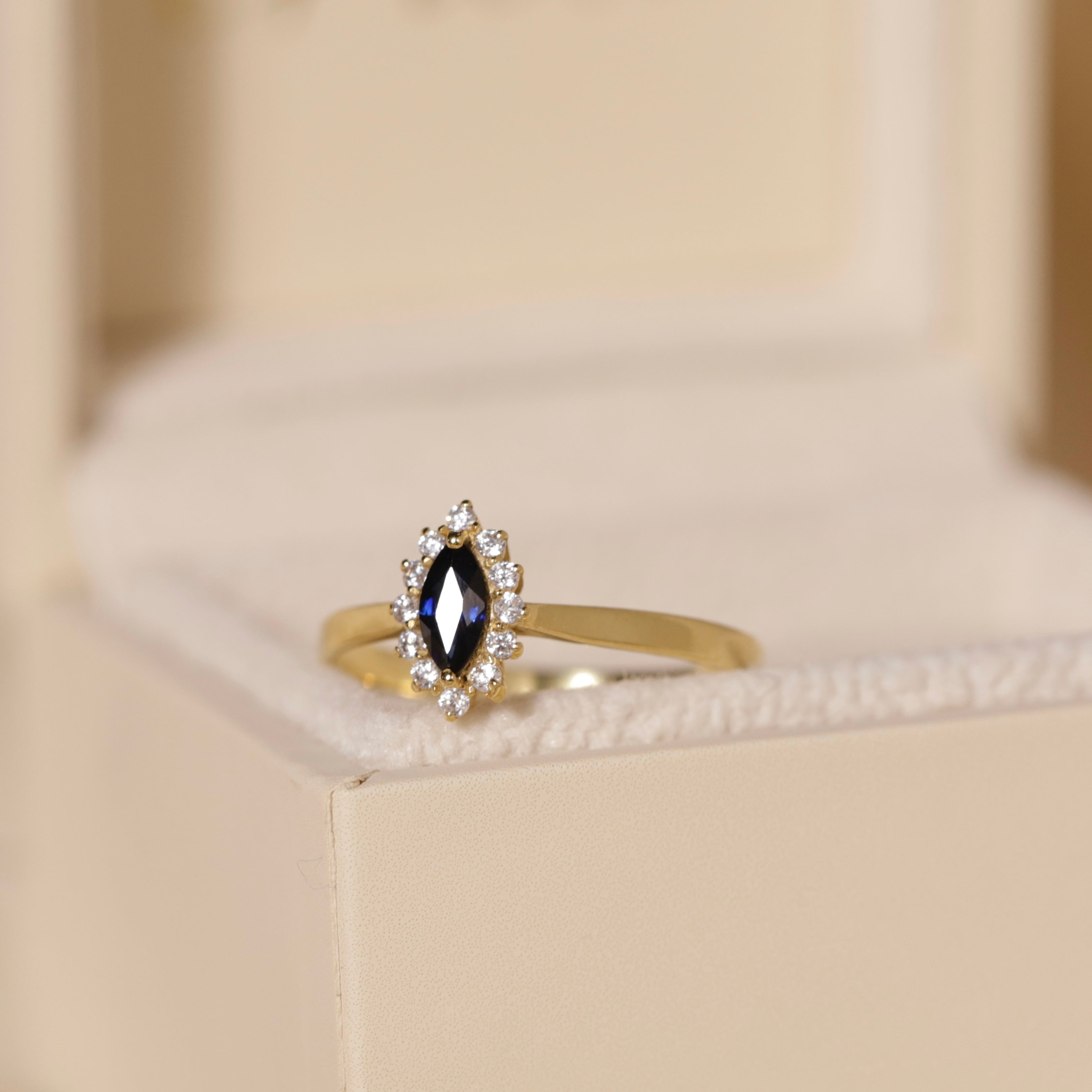 Bague marquise or 18 carats saphir diamants songe 1