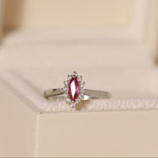 Bague marquise or blanc 18 carats rubis diamants songe