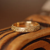 alliance florale gravée or 18 carats recyclé