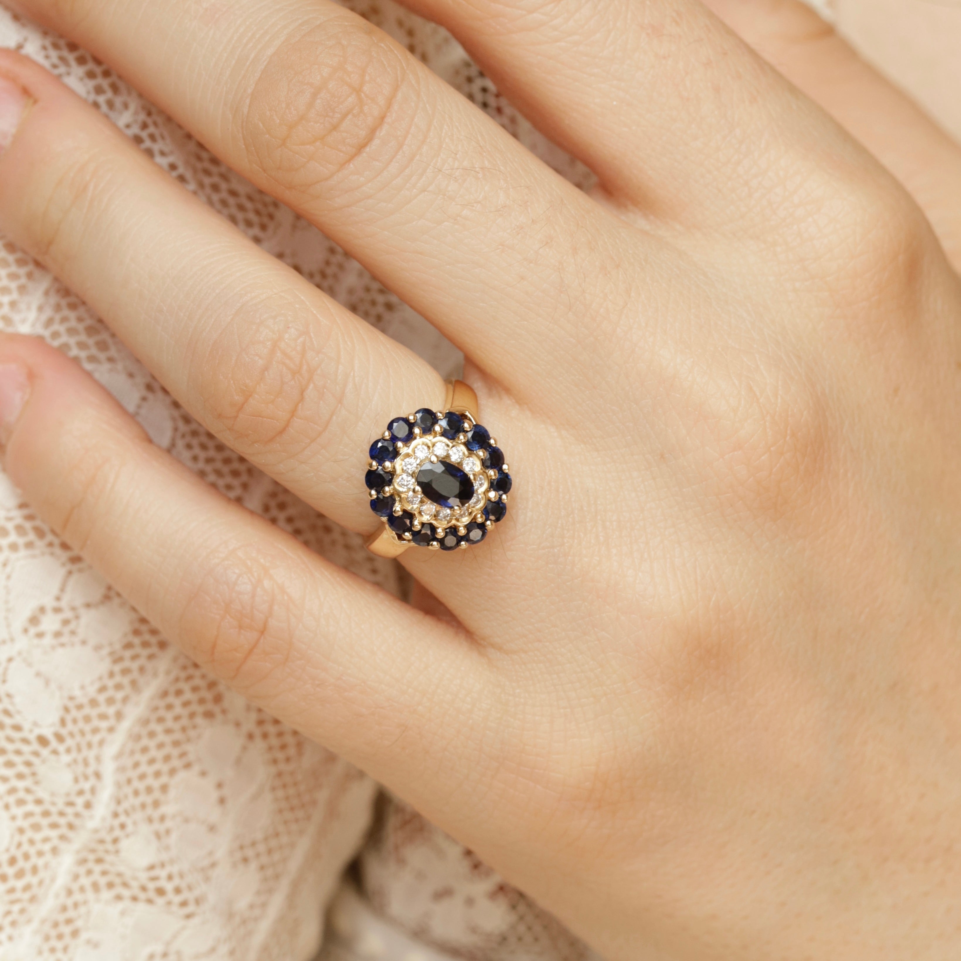 Bague marguerite diamants et saphirs