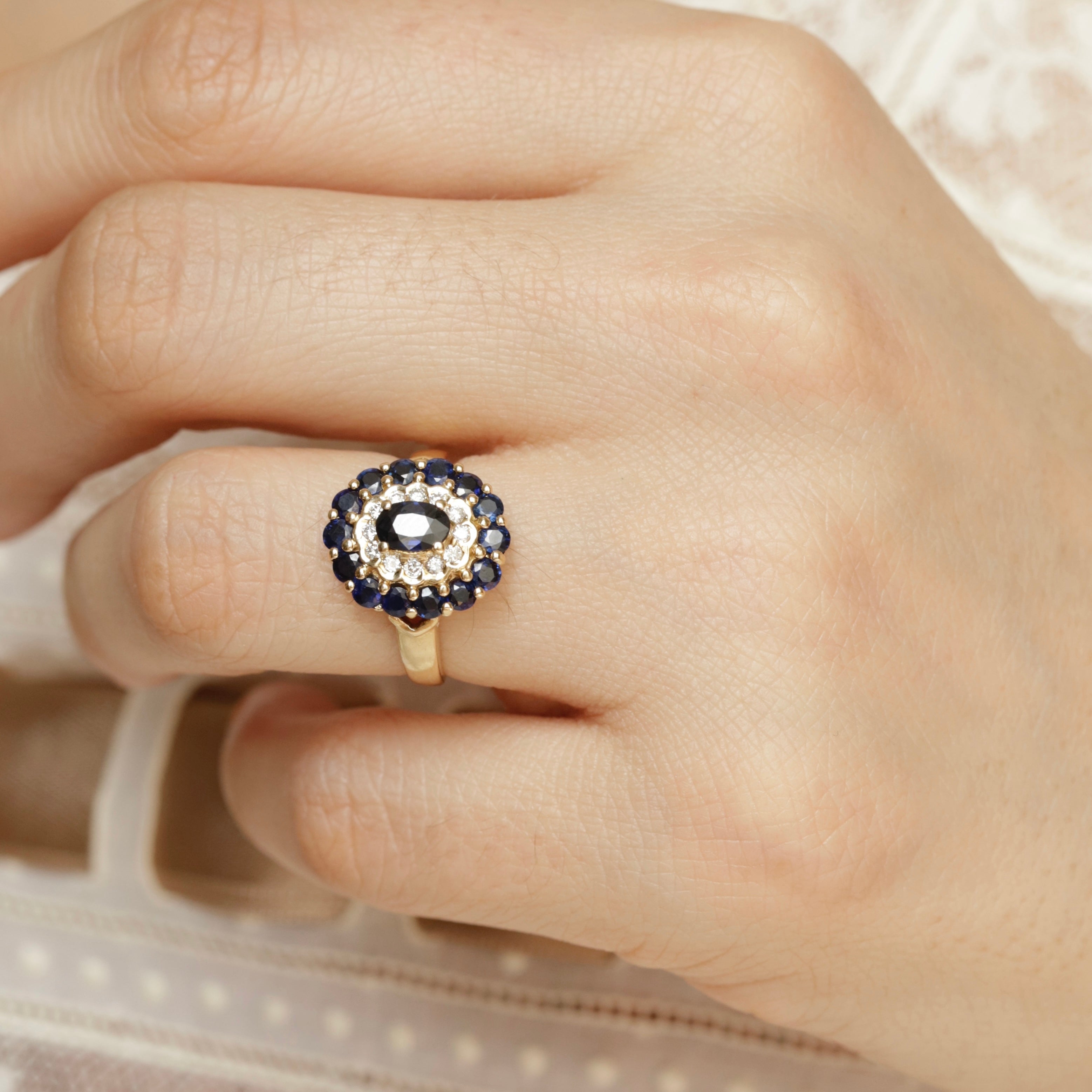 Bague marguerite diamants et saphirs