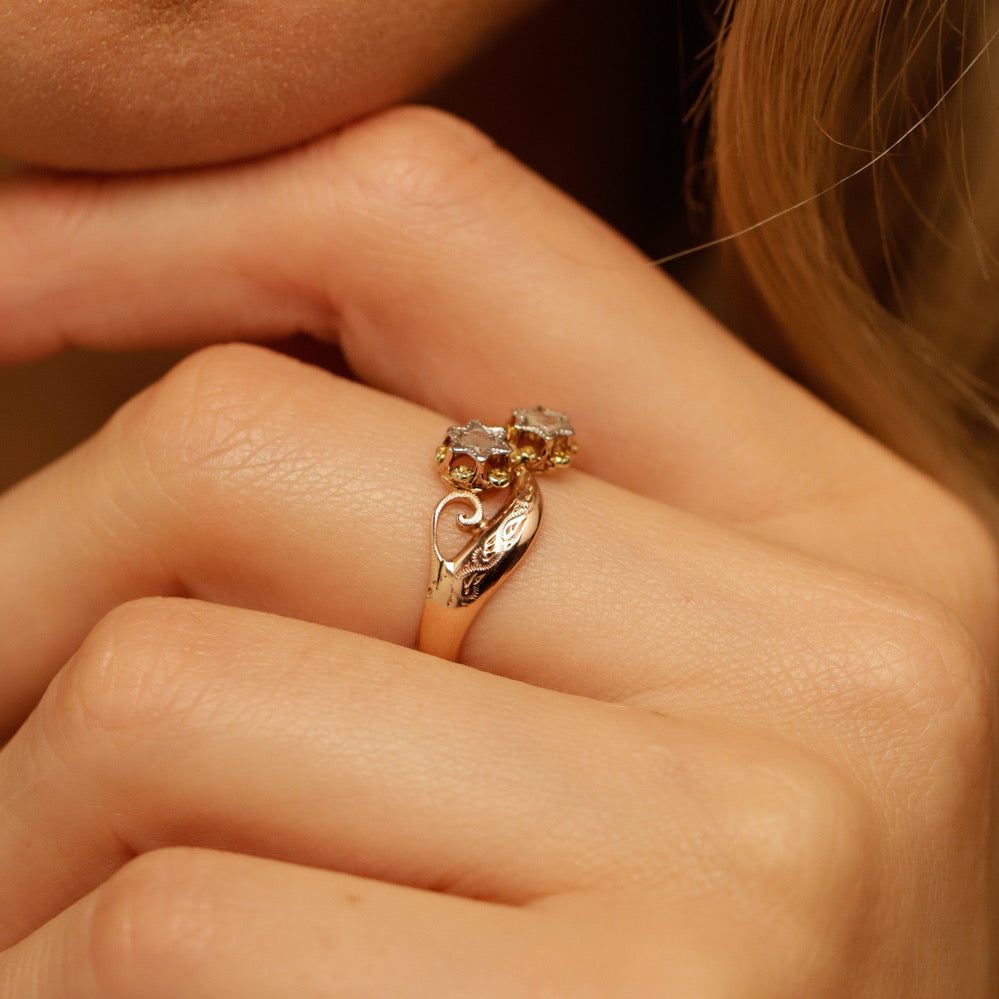 Bague ancienne 1920 or rose & or vert 18 carats avec diamants