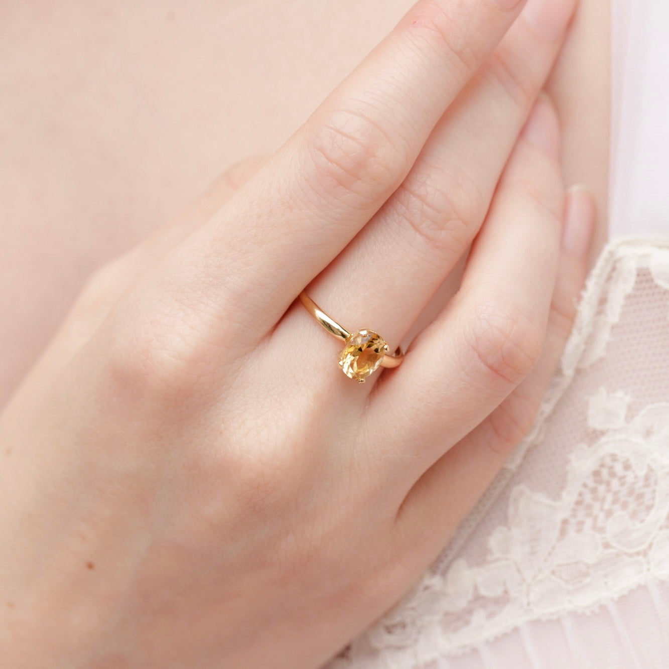 Bague solitaire citrine