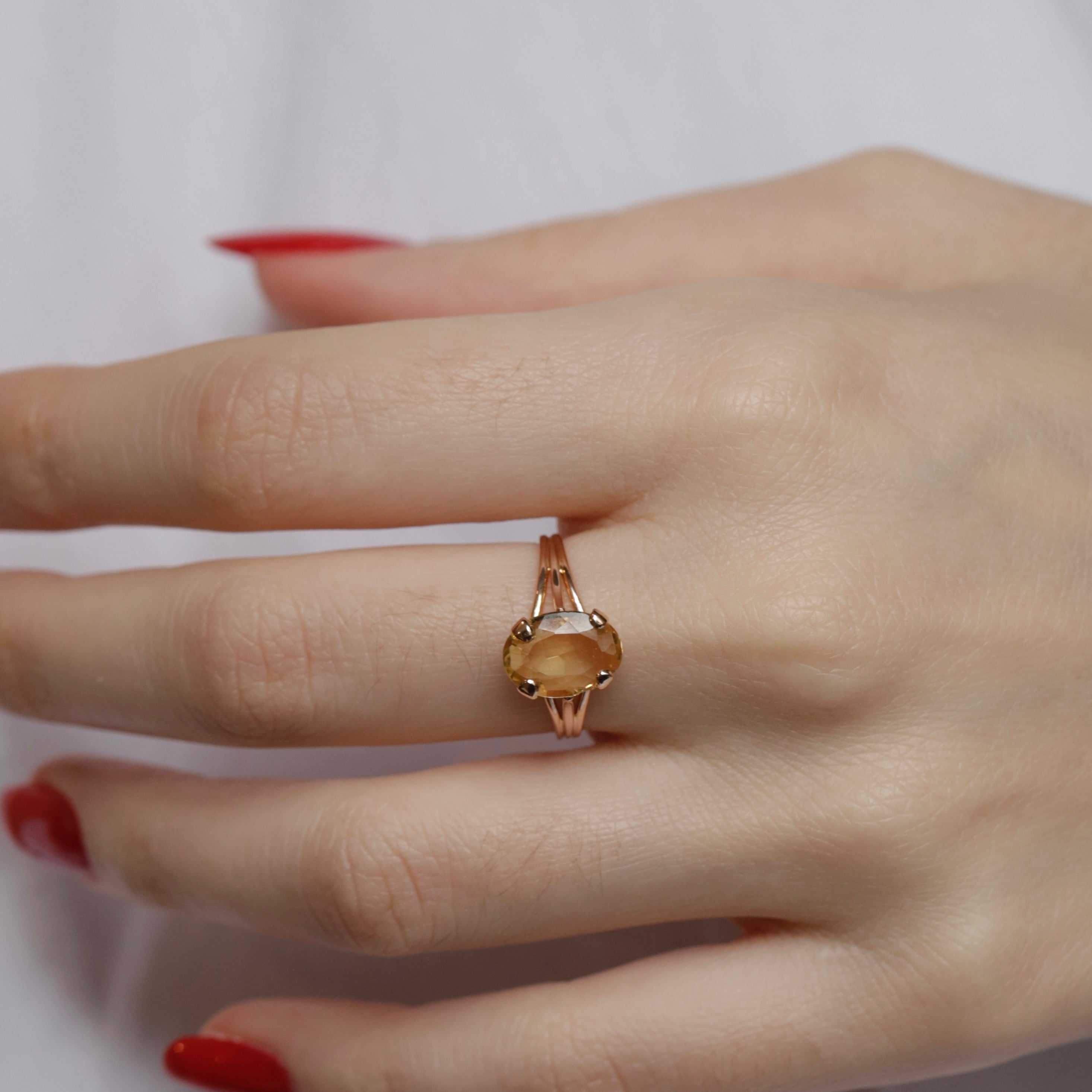 Bague solitaire citrine ovale