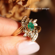 Bague fleur émeraude diamants