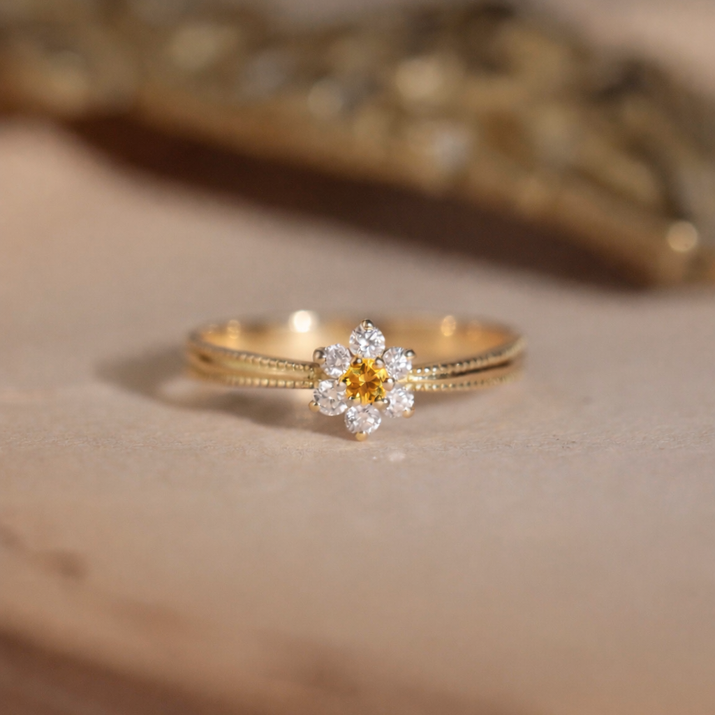 Bague Promesse · Bague fleur diamants et cœur en citrine
