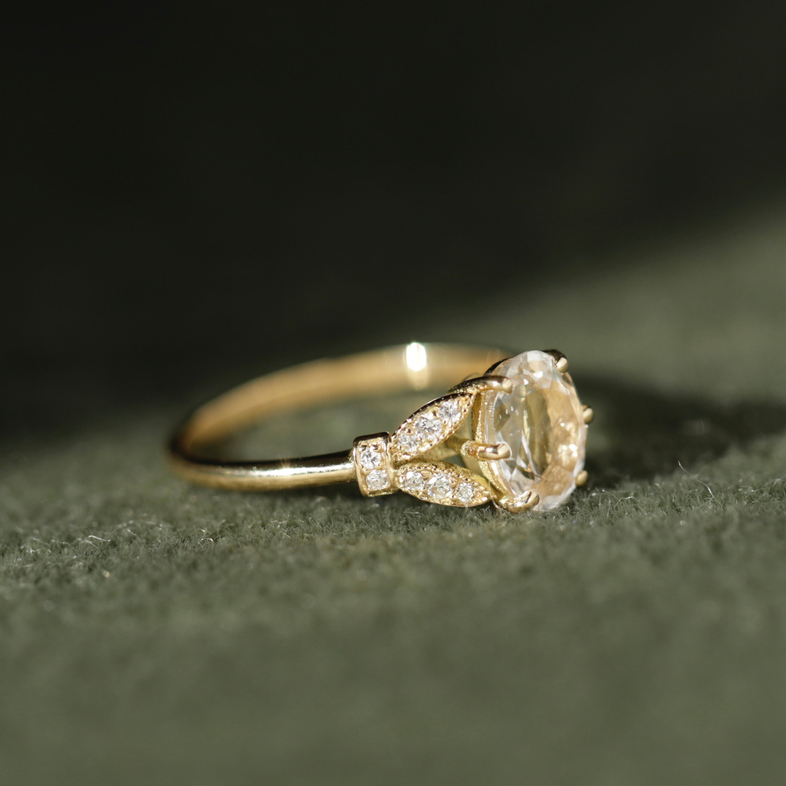 Bague Hesperis · Bague morganite et feuillage pavé de diamants