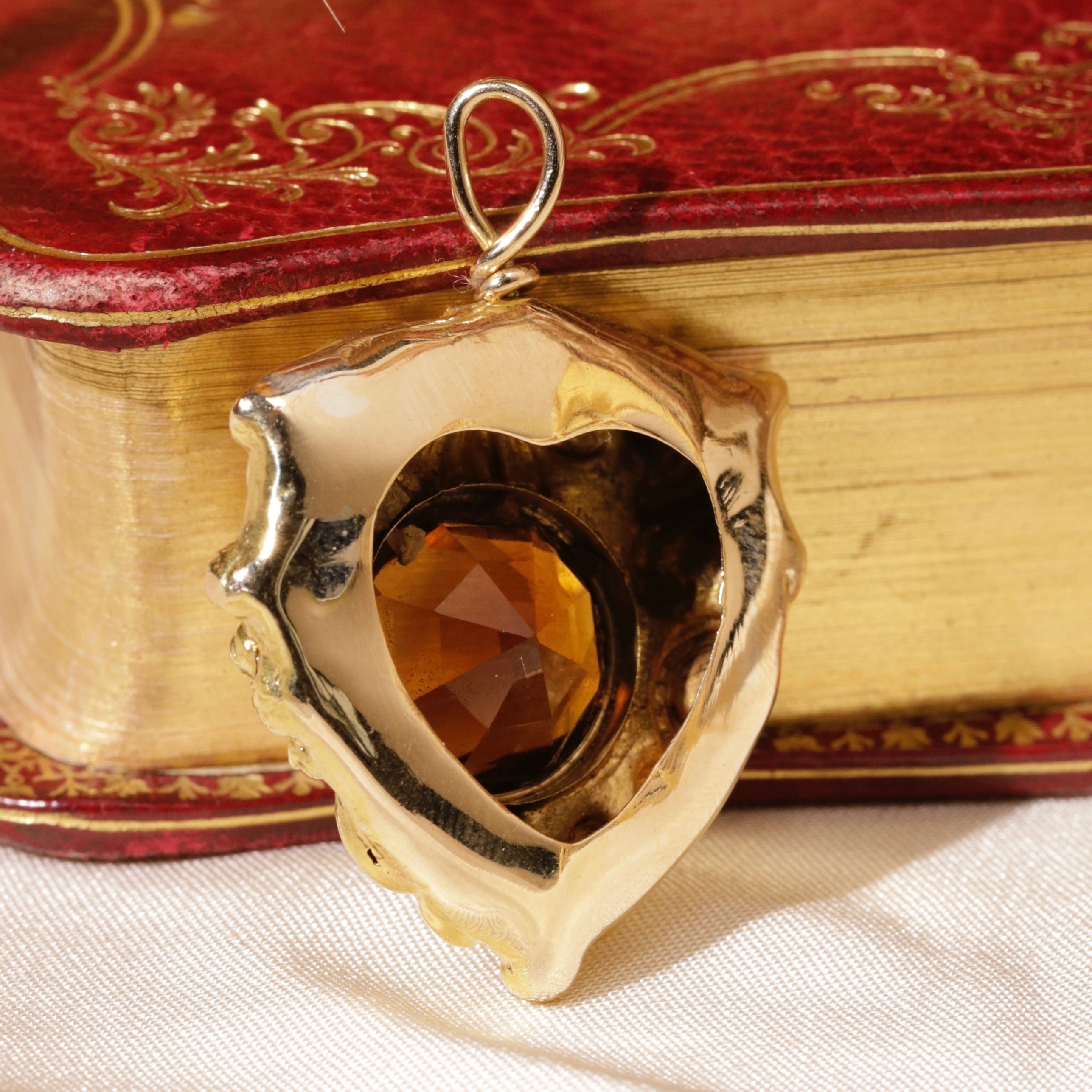 Collier pendentif coeur - Bijou Anti Stress Collier pendentif coeur - Bijou Anti Stress