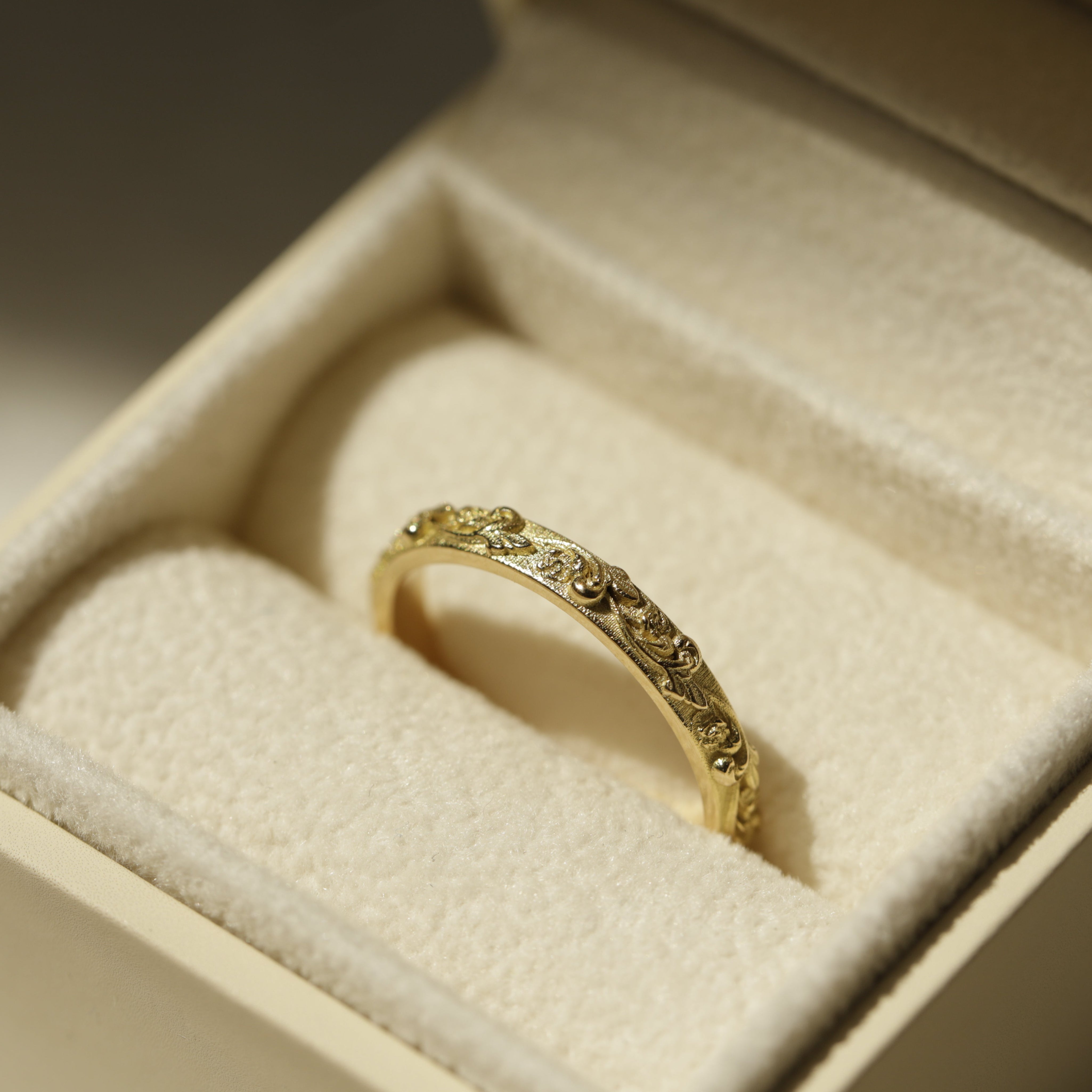 Anneau style medieval alliance Thalia or 18 carats