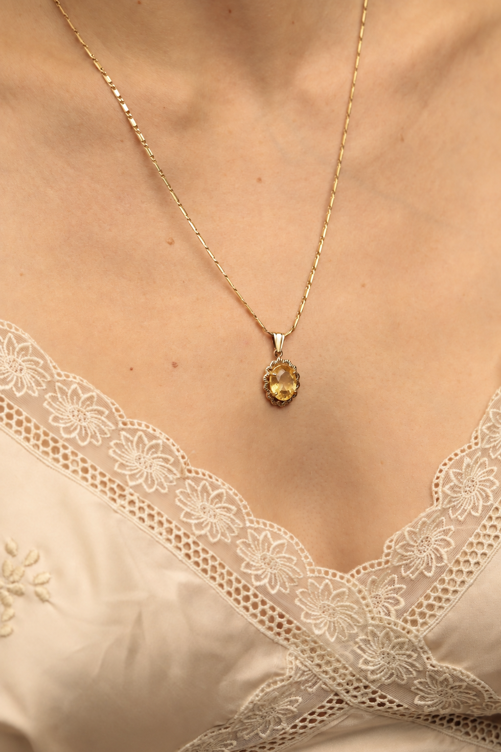 Althéa pendentif citrine et or jaune 18 carats recyclé style vintage 