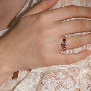 Bague vintage ajourée rubis