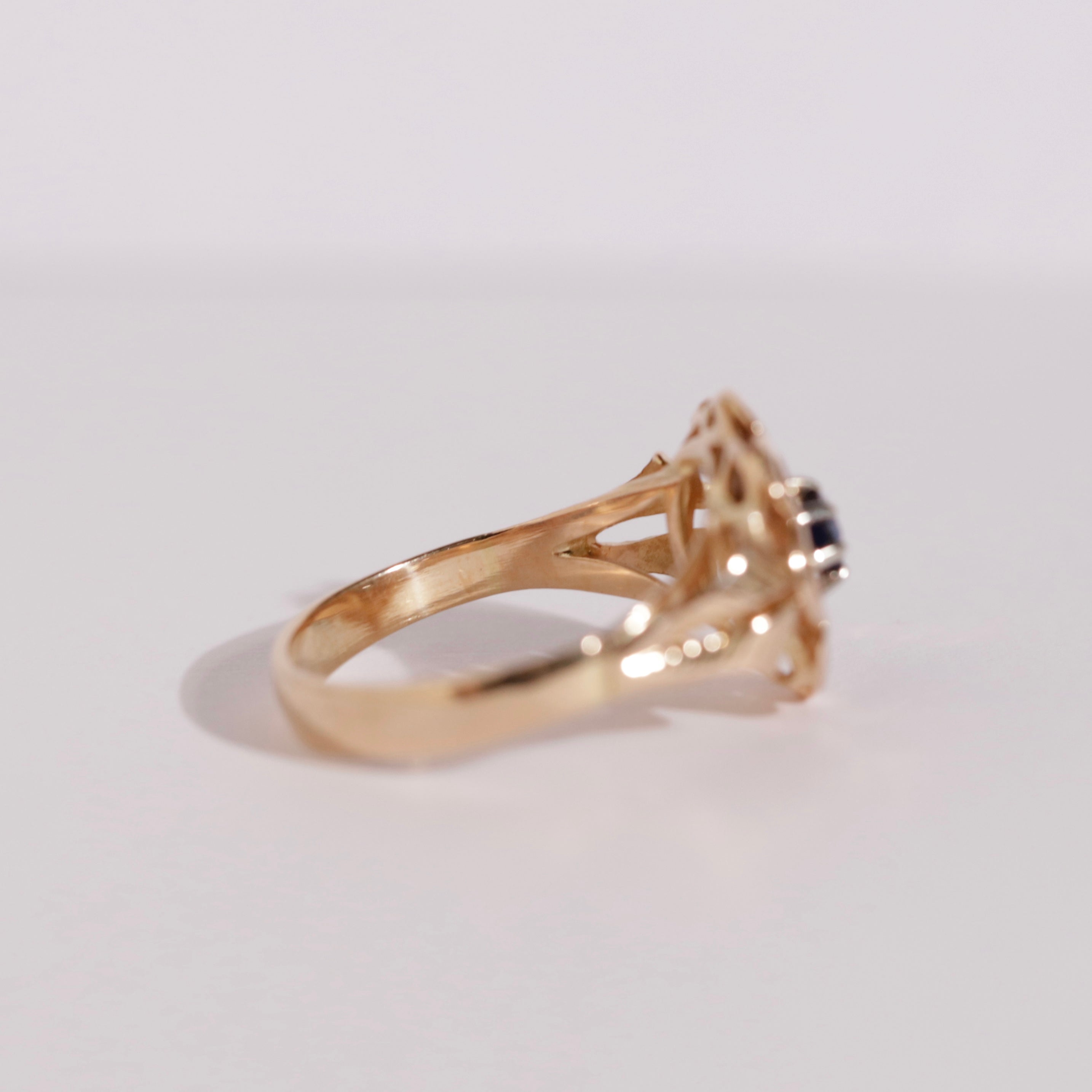 Bague Fleur ancienne années 40