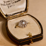 Bague Fleur ancienne or et platine diamants