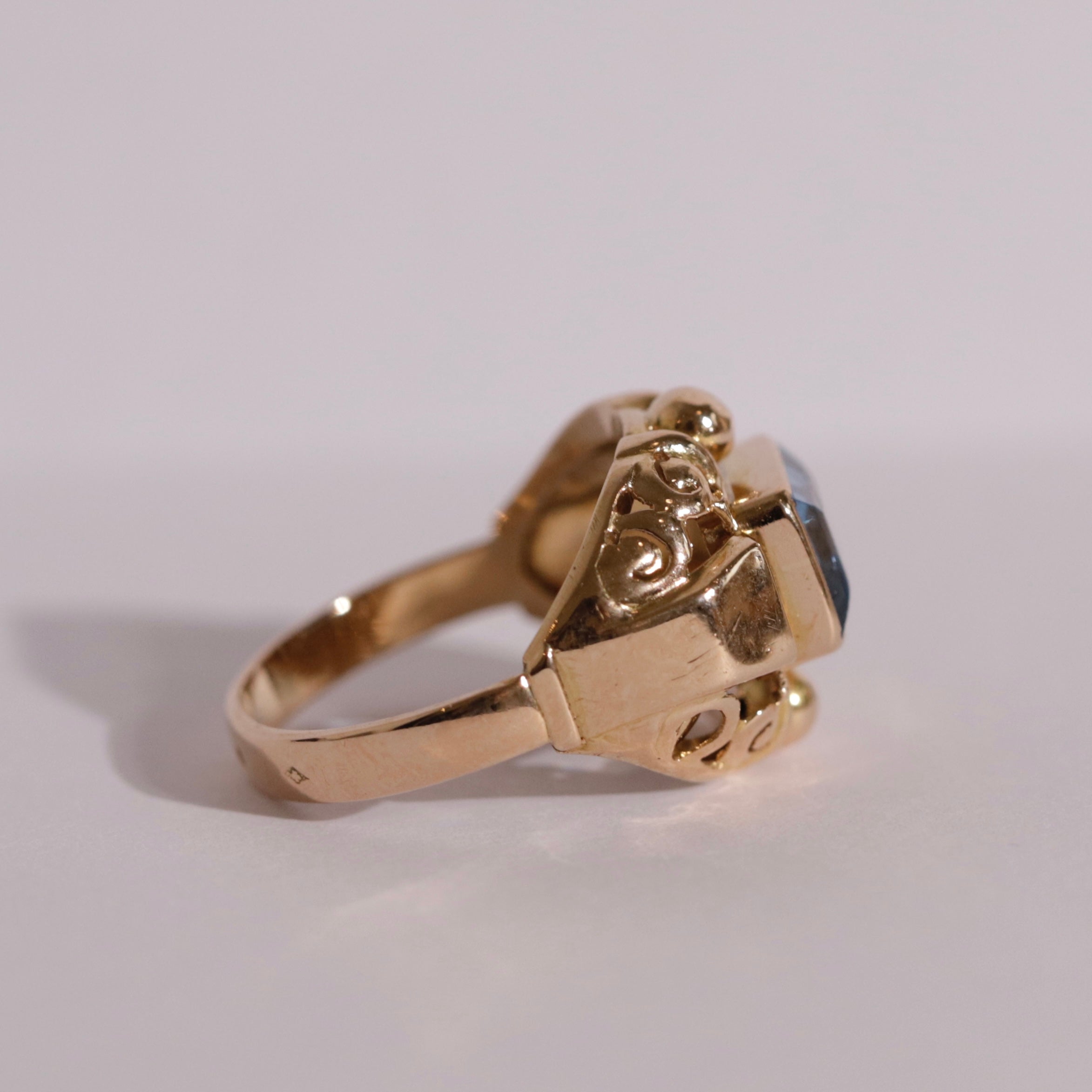 Bague Tank verre bleu clair 8
