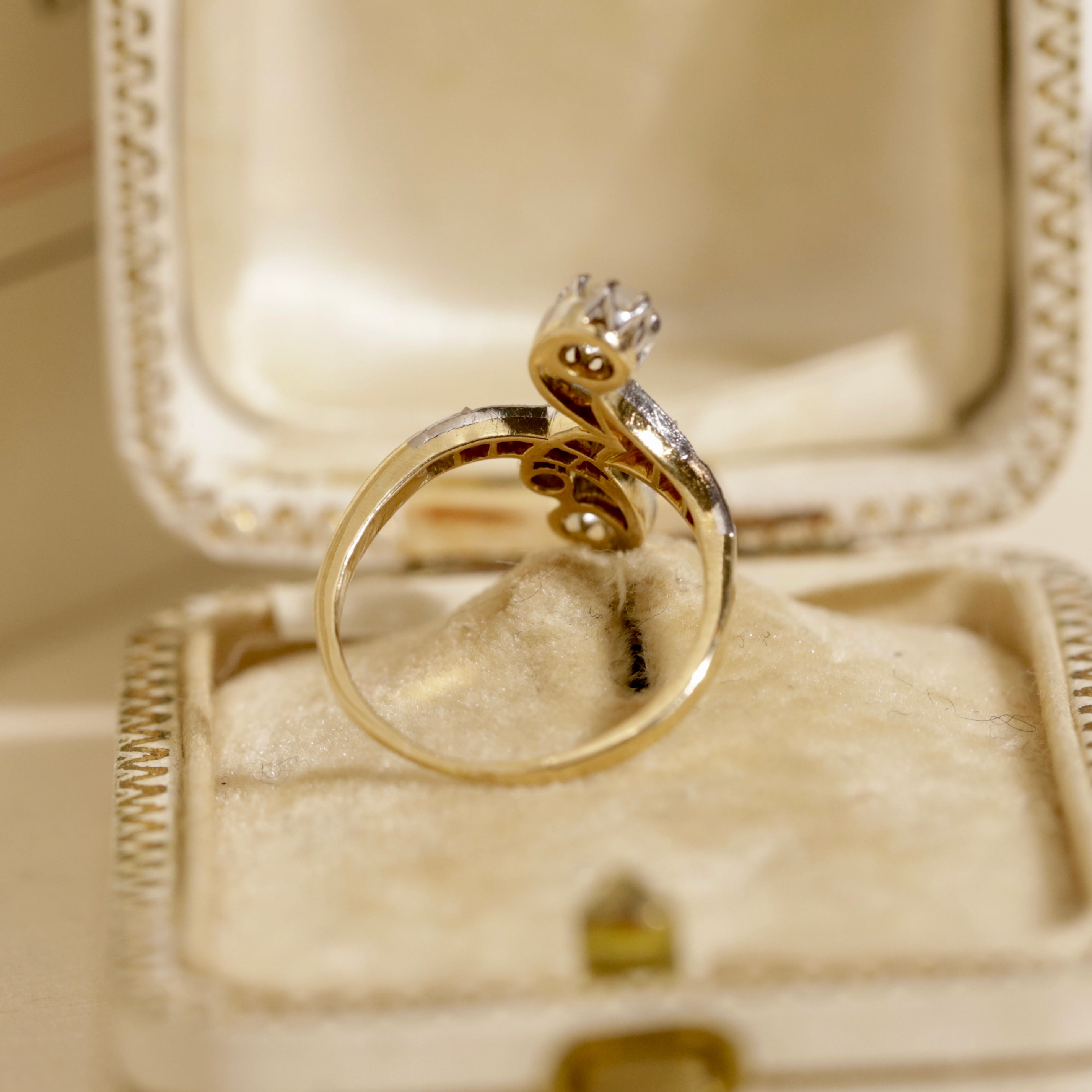 Bague ancienne Toi et moi perles et diamants