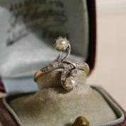 Bague ancienne Toi et moi perles et diamants