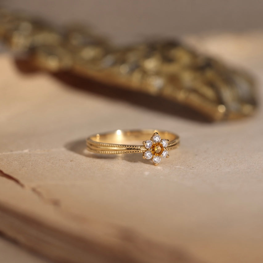 Bague fleur diamants et coeur citrine or jaune 18 carats recyclé