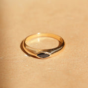 Bague jonc saphir