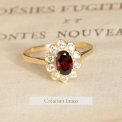 Bague marguerite 18 carats grenat diamants Astrée