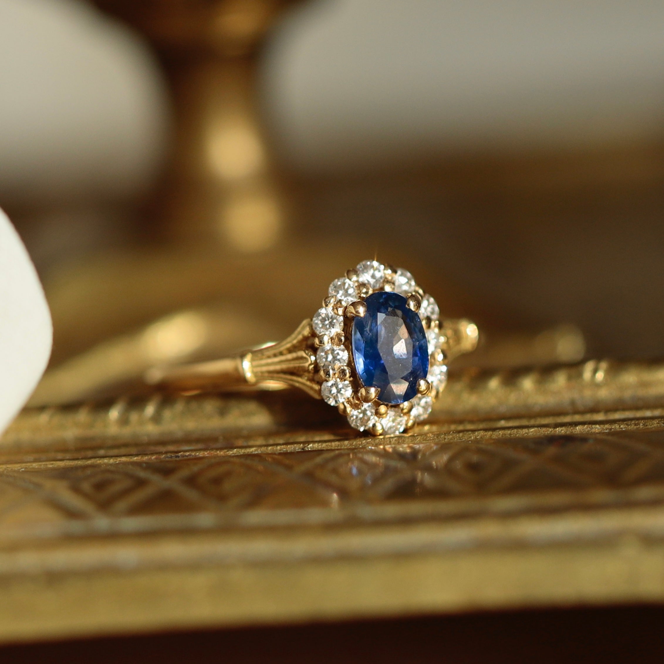 Bague marguerite style vintage saphir diamants or recyclé