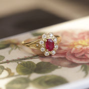 Antheia bague marguerite style vintage rubis et or 18 carats recyclé 