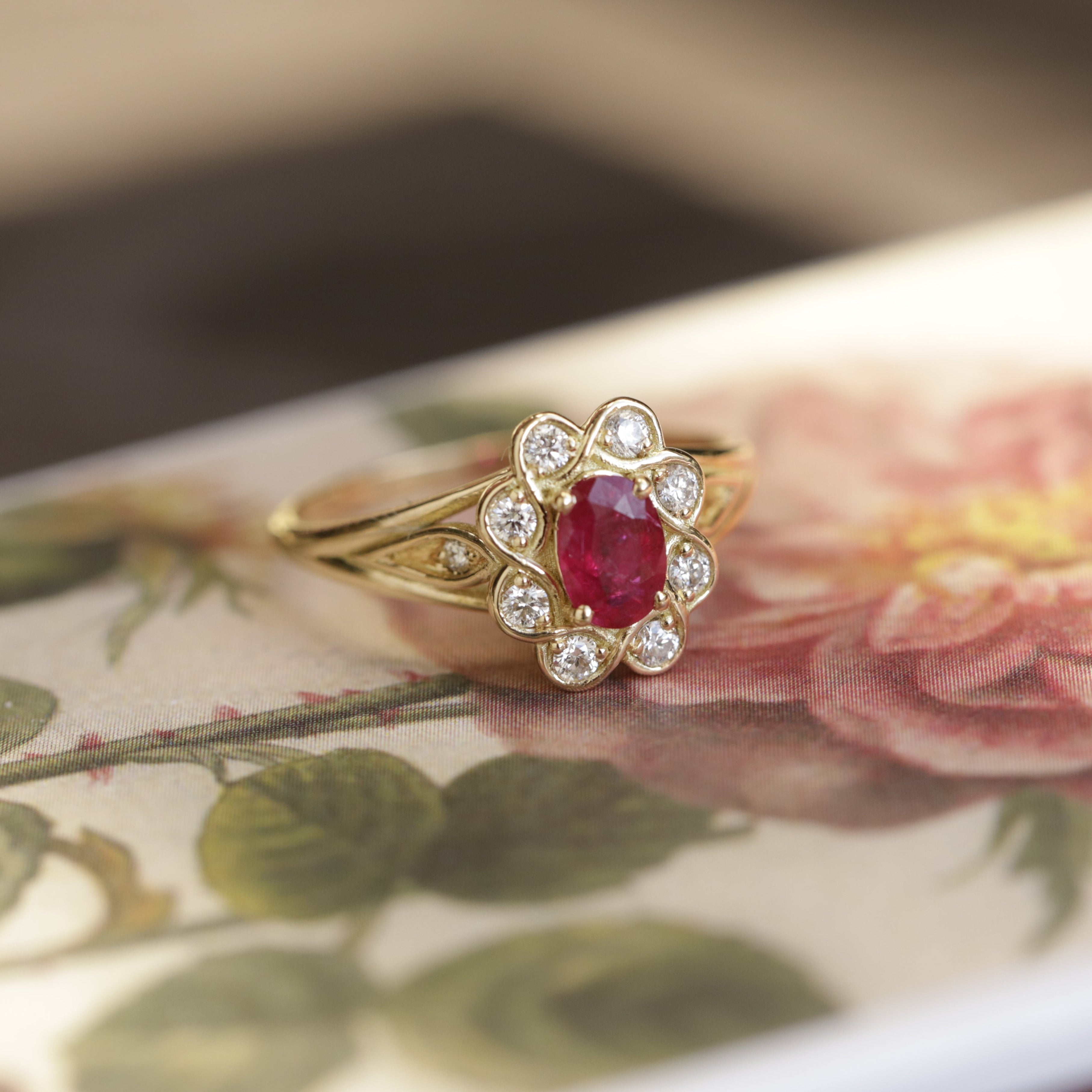 Antheia bague marguerite style vintage rubis et or 18 carats recyclé 