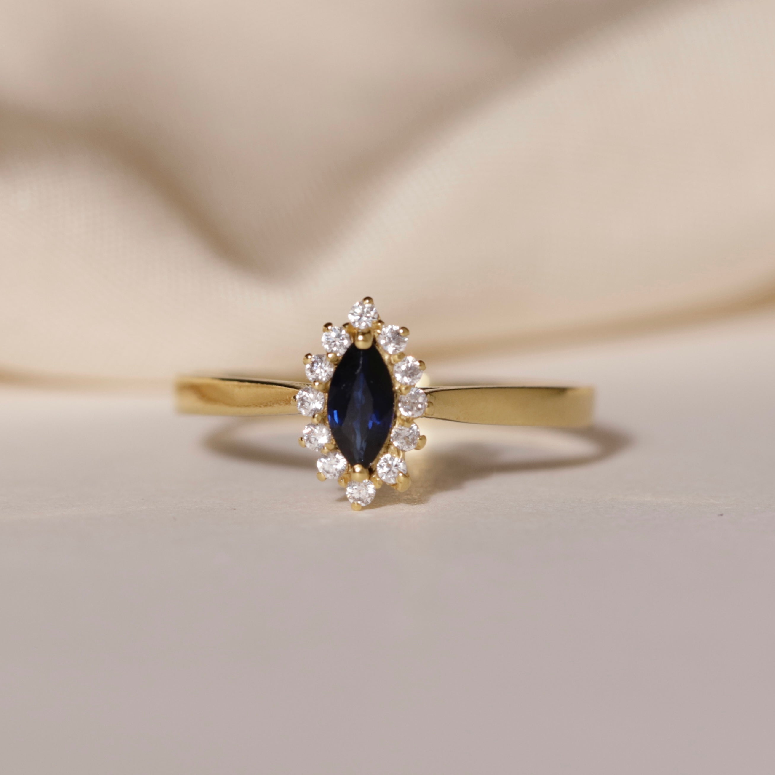 Bague marquise or 18 carats saphir diamants songe 4