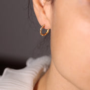 Créoles motif feuillage style vintage or 18 carats