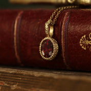 Pendentif grenat en or 18 carats recyclé style vintage 