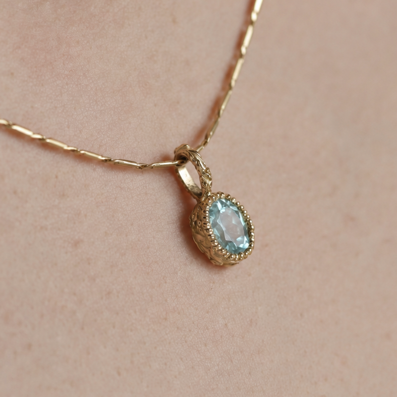Pendentif Dione style vintage aigue-marine et or 18 carats recyclé 