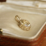 Pendentif style vintage ciselé motifs feuillages quartz citron