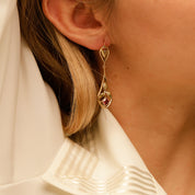 Boucles d'oreilles pendantes feuillages pierre rouge